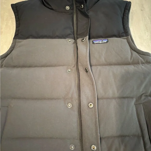 Patagonia Men's Black Puffer Vest